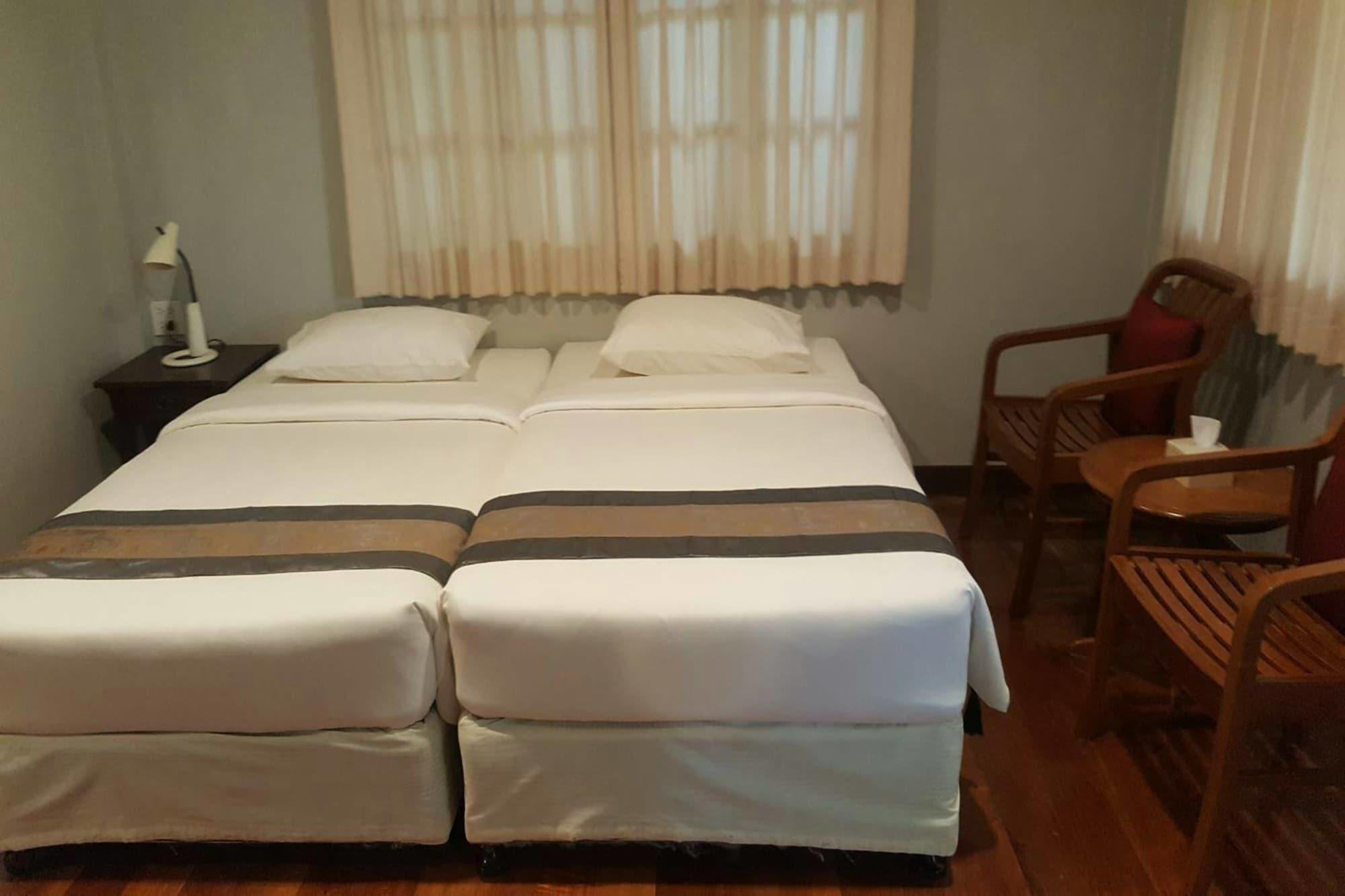 Baan Klang Aow Beach Resort Ban Krut  Dış mekan fotoğraf