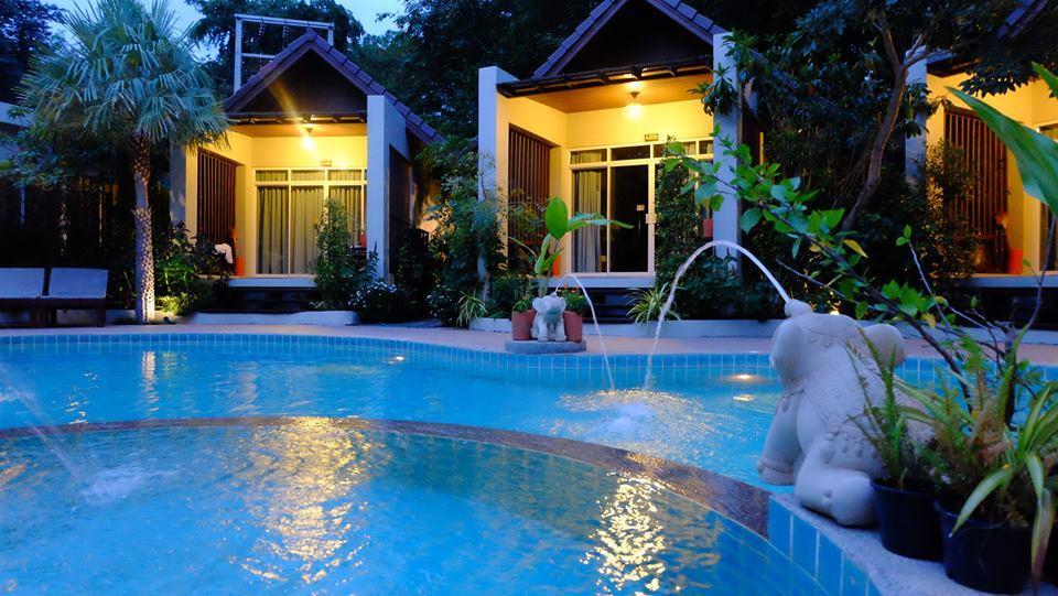 Baan Klang Aow Beach Resort Ban Krut  Dış mekan fotoğraf